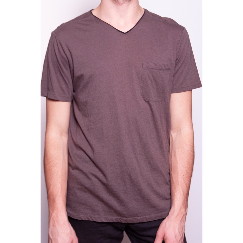 Daniel Buchler - brown tee